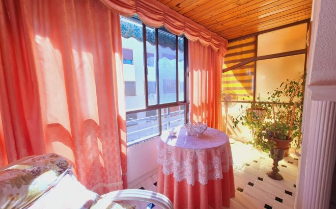 Resale - Apartment -
Torrevieja - Acequion