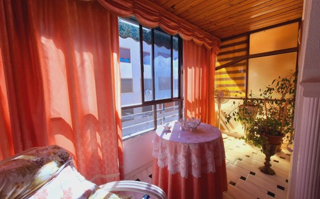 Resale - Apartment -
Torrevieja - Acequion