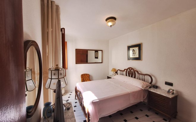Resale - Apartment -
Torrevieja - Acequion