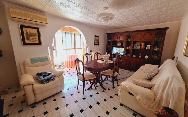 Resale - Apartment -
Torrevieja - Acequion