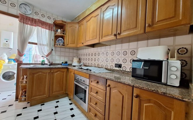 Resale - Apartment -
Torrevieja - Acequion