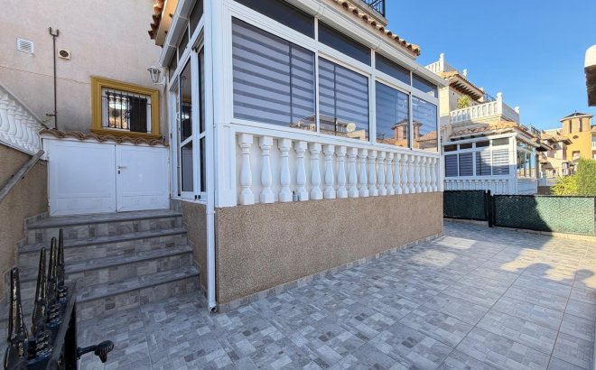 Resale - Town House -
Orihuela Costa - Las Filipinas