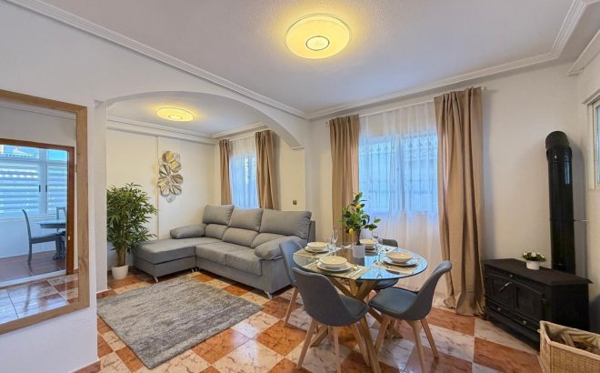 Resale - Town House -
Orihuela Costa - Las Filipinas