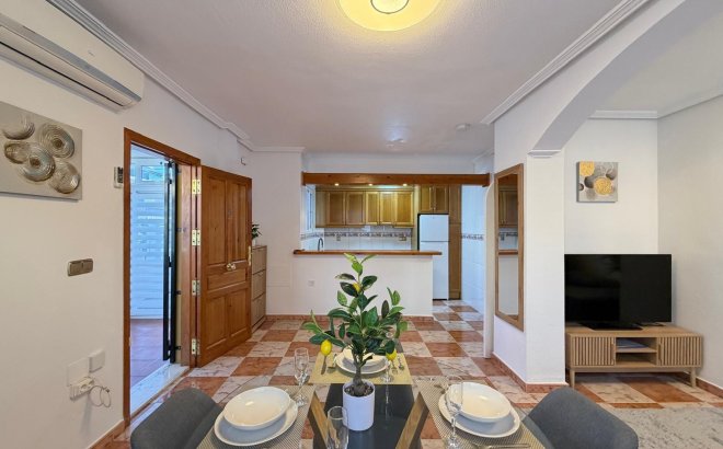Resale - Town House -
Orihuela Costa - Las Filipinas