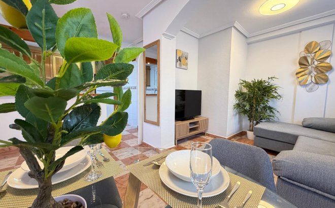 Resale - Town House -
Orihuela Costa - Las Filipinas