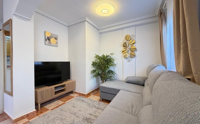 Resale - Town House -
Orihuela Costa - Las Filipinas