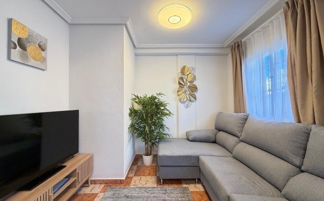 Resale - Town House -
Orihuela Costa - Las Filipinas