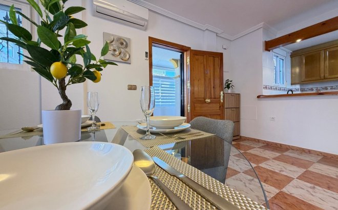 Resale - Town House -
Orihuela Costa - Las Filipinas