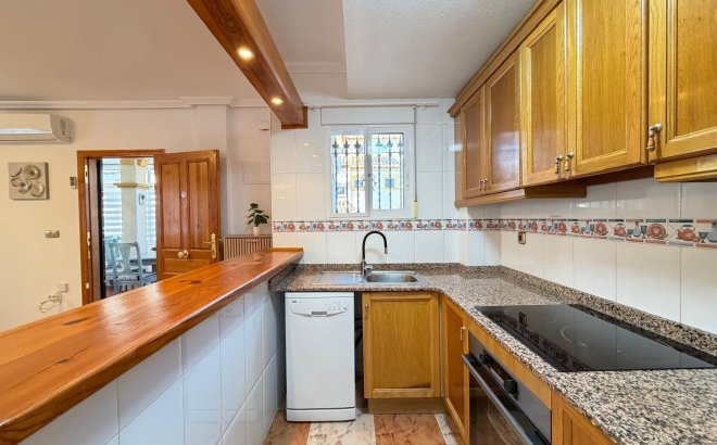 Resale - Town House -
Orihuela Costa - Las Filipinas
