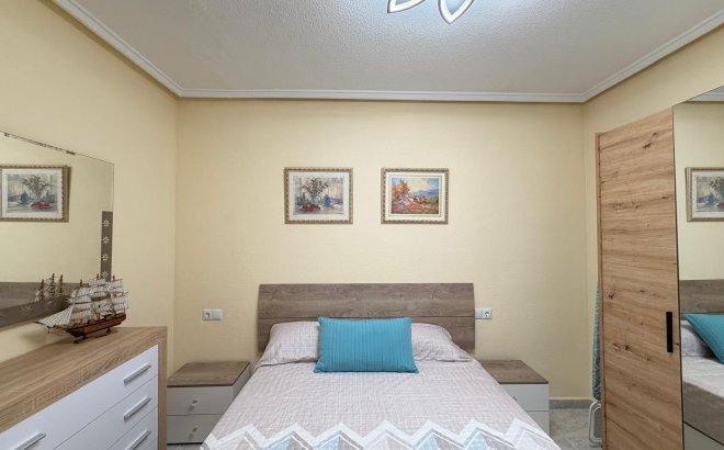 Resale - Apartment -
Torrevieja - Playa del Cura