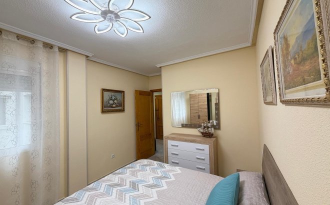 Resale - Apartment -
Torrevieja - Playa del Cura