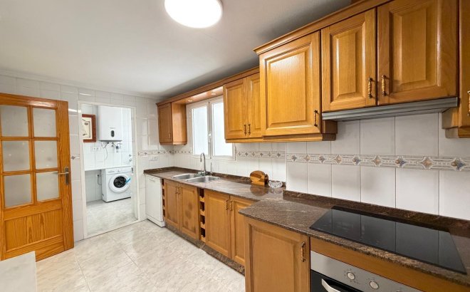 Resale - Apartment -
Torrevieja - Playa del Cura