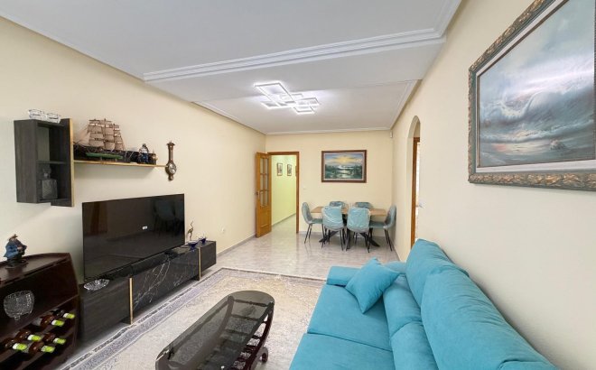 Resale - Apartment -
Torrevieja - Playa del Cura