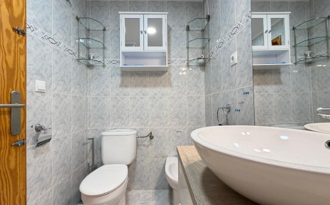 Resale - Apartment -
Torrevieja - Playa del Cura