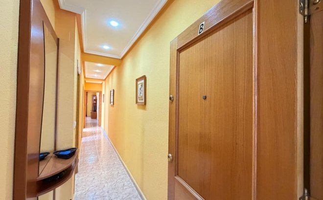 Resale - Penthouse -
Torrevieja - Playa del Cura
