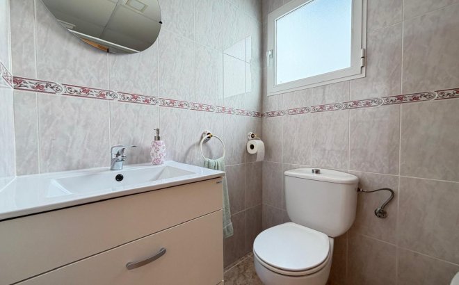 Resale - Penthouse -
Torrevieja - Playa del Cura