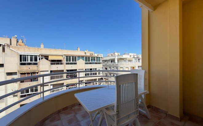 Resale - Penthouse -
Torrevieja - Playa del Cura