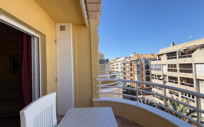 Resale - Penthouse -
Torrevieja - Playa del Cura