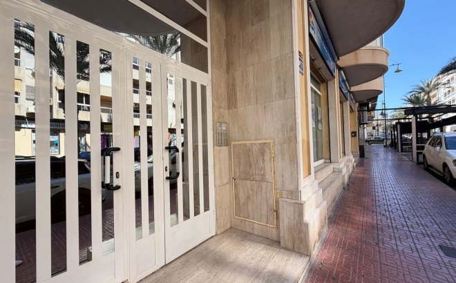 Resale - Penthouse -
Torrevieja - Playa del Cura