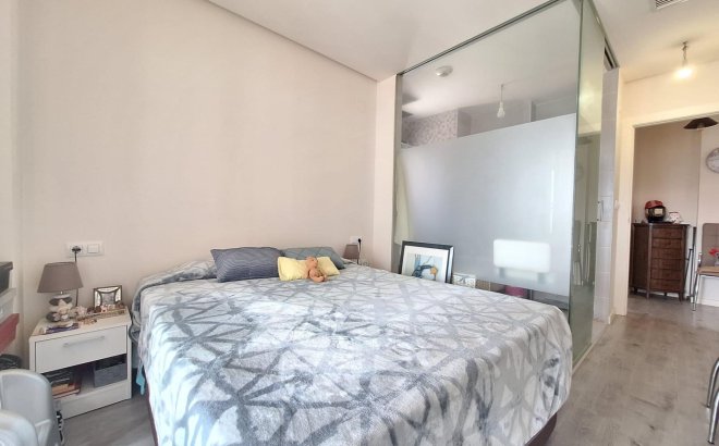 Resale - Apartment -
Orihuela Costa - Los Dolses
