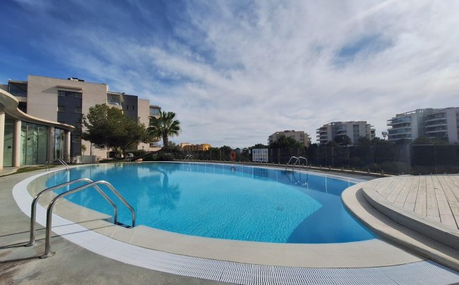 Resale - Apartment -
Orihuela Costa - Los Dolses