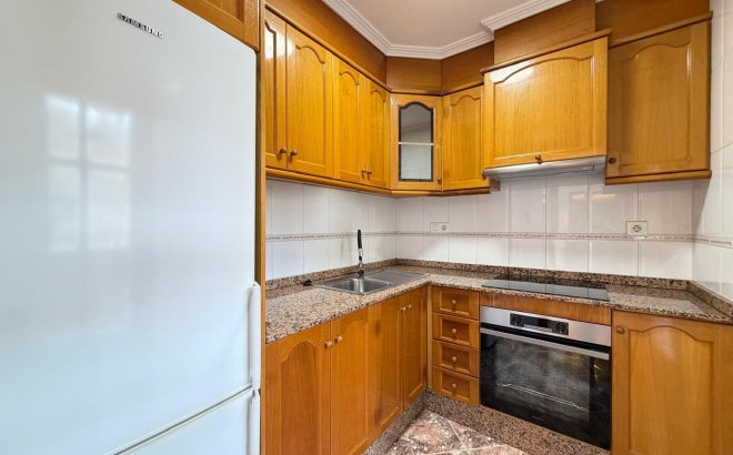 Revente - Appartement -
Torrevieja - Playa de los Locos