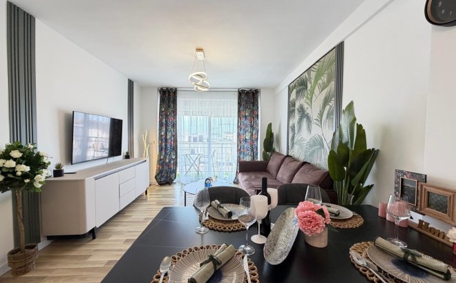 Resale - Apartment -
Torrevieja - Centro