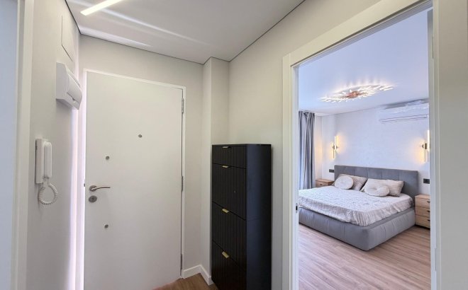 Resale - Apartment -
Torrevieja - Punta Prima