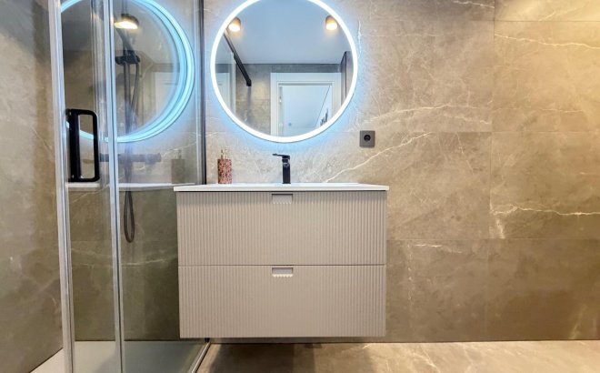 Resale - Apartment -
Torrevieja - Punta Prima
