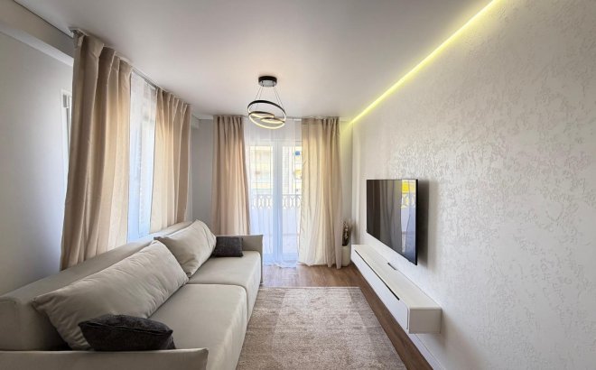 Resale - Apartment -
Torrevieja - Punta Prima