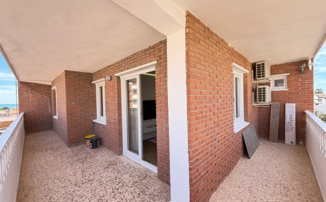 Resale - Apartment -
Torrevieja - Punta Prima