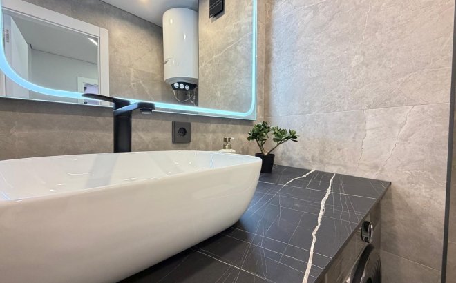 Resale - Apartment -
Torrevieja - Punta Prima