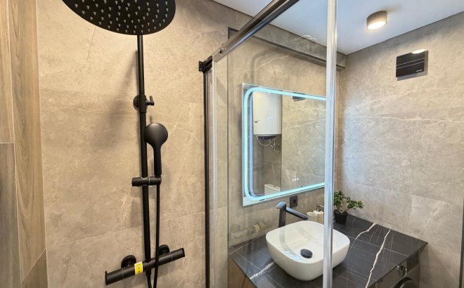 Resale - Apartment -
Torrevieja - Punta Prima