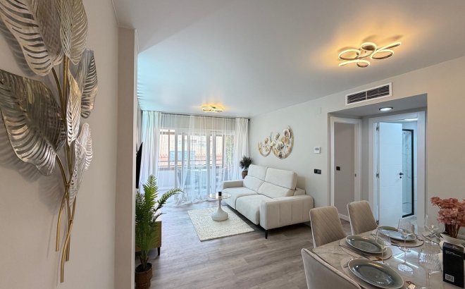 Resale - Apartment -
Torrevieja - Estacion De Autobuses