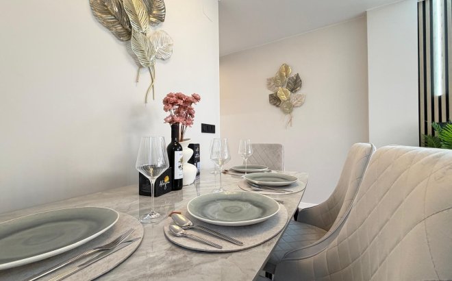 Resale - Apartment -
Torrevieja - Estacion De Autobuses