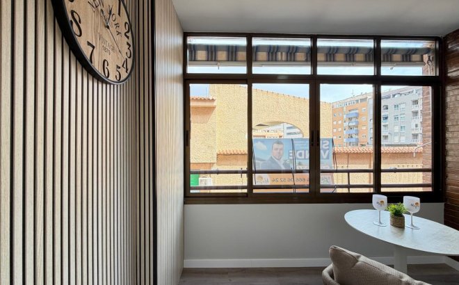 Resale - Apartment -
Torrevieja - Estacion De Autobuses