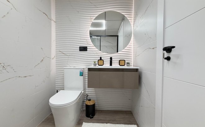Resale - Apartment -
Torrevieja - Estacion De Autobuses