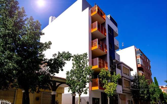 Resale - Apartment -
Torrevieja - Playa del Cura