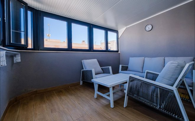 Resale - Apartment -
Torrevieja - Playa del Cura