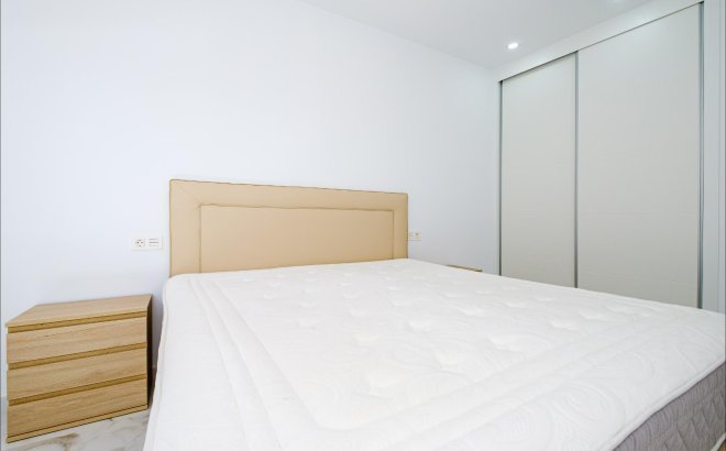 Resale - Apartment -
Torrevieja - Playa del Cura
