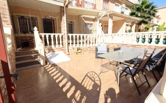 Resale - Dúplex -
Orihuela Costa - Costa Blanca