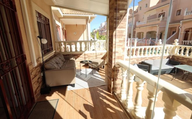 Resale - Dúplex -
Orihuela Costa - Costa Blanca