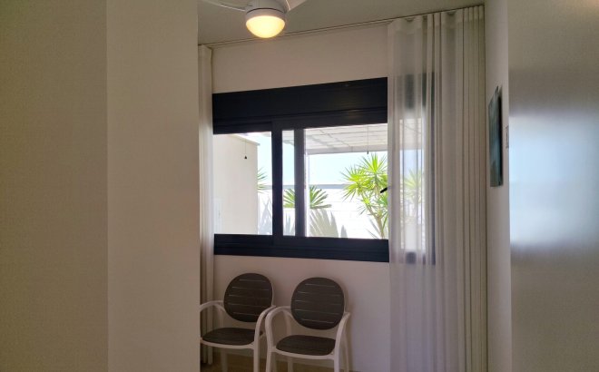 Resale - Villa -
San Miguel de Salinas - Inland