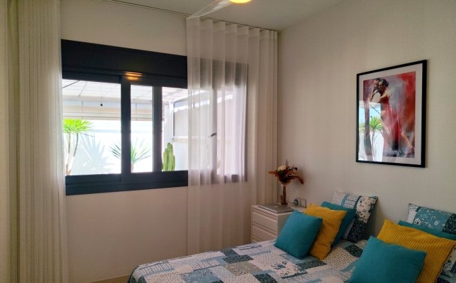 Resale - Villa -
San Miguel de Salinas - Inland