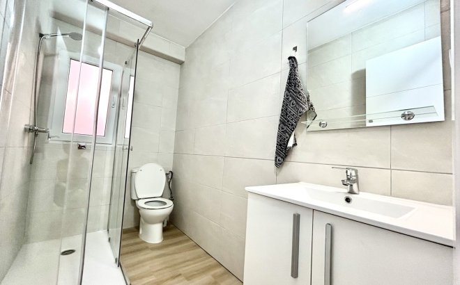 Resale - Apartment -
Torrevieja - Costa Blanca