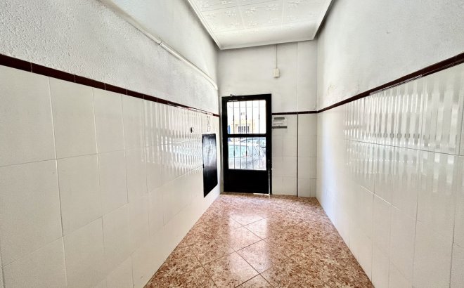 Resale - Apartment -
Torrevieja - Costa Blanca