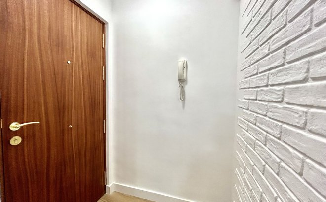 Resale - Apartment -
Torrevieja - Costa Blanca