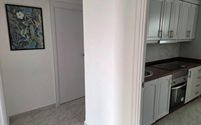 Resale - Apartment -
Torrevieja - Estacion De Autobuses