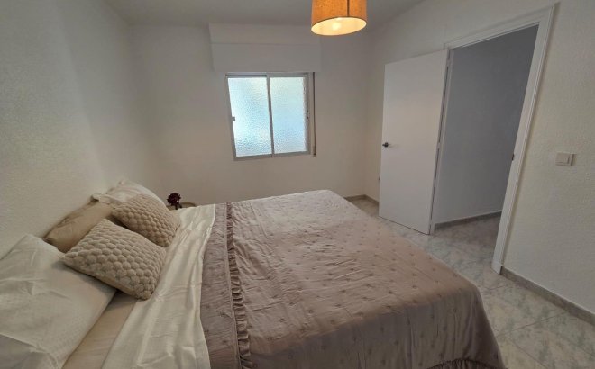 Resale - Apartment -
Torrevieja - Estacion De Autobuses
