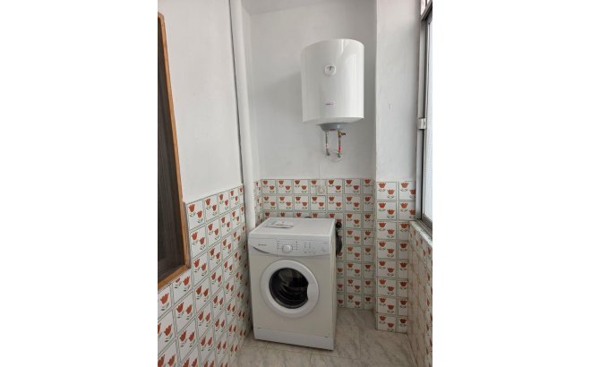 Resale - Apartment -
Torrevieja - Estacion De Autobuses